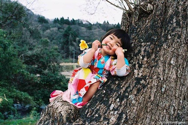 Cô bé Nhật làm "rung rinh" hàng triệu trái tim cư dân mạng 2