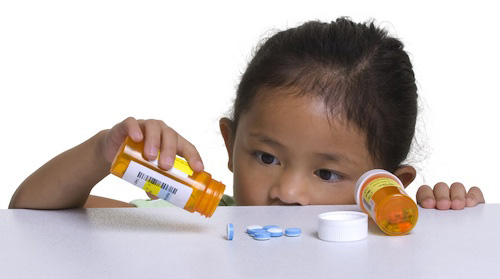 Khi cho trẻ dùng thuốc bổ, nên xem kỹ liều dùng