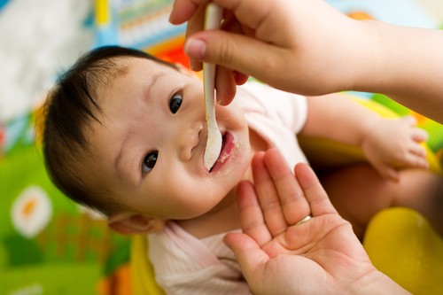 Trẻ rối loạn tiêu hoá do không dung nạp lactose