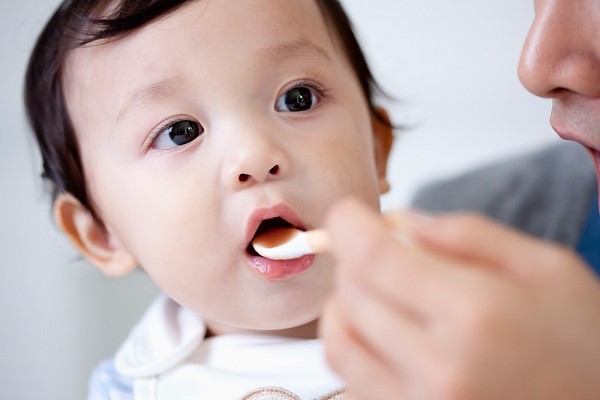 4 nguyên nhân khiến bé bỗng dưng biếng ăn