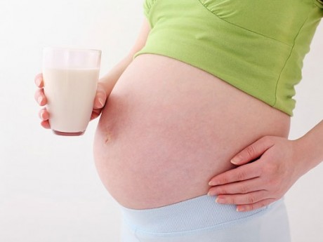 Giúp mẹ uống sữa dễ dàng hơn