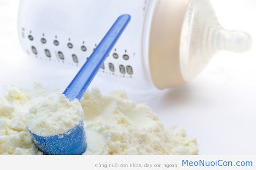 Trẻ có thật sự cần uống nhiều sữa bột?