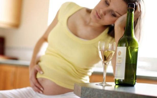 Tác hại của việc sử dụng chất kích thích khi mang thai
