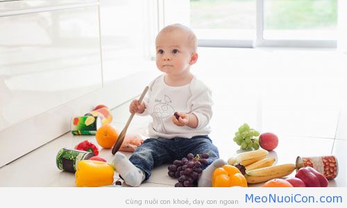 Gợi ý thực đơn ăn dặm từ trái cây cho trẻ 6-8 tháng tuổi