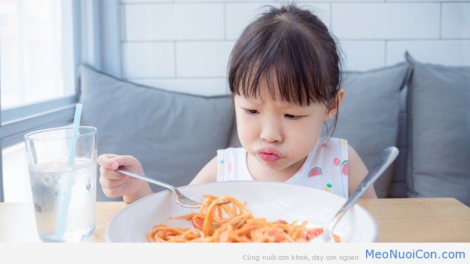 Những dấu hiệu cho thấy con bạn đang bị thiếu hụt chất dinh dưỡng