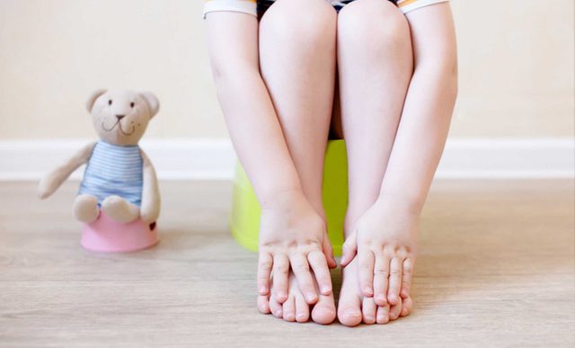 7 cách trị táo bón cho trẻ em tại nhà đơn giản nhưng cực hiệu quả