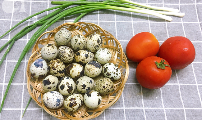 Trứng cút xốt cà – làm nhanh trong 10 phút mà ăn vô cùng ngon miệng và đưa cơm