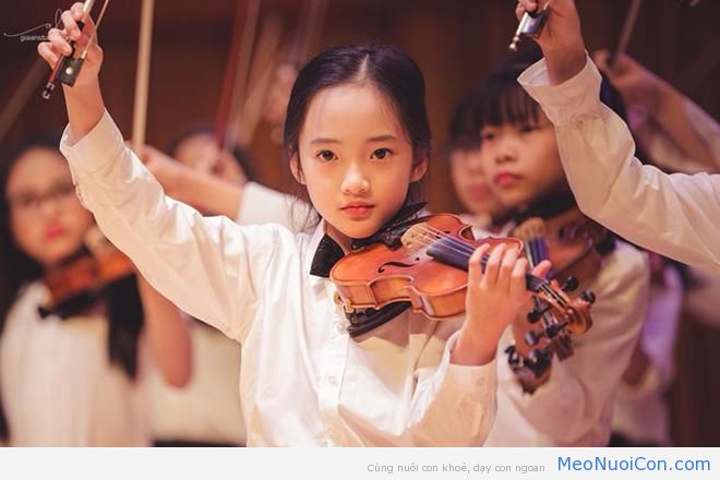   Trẻ rèn luyện được kỹ năng xã hội khi học nhạc  