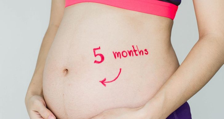 Mang thai tháng thứ 5 bụng vẫn nhỏ có ảnh hưởng đến thai nhi không?